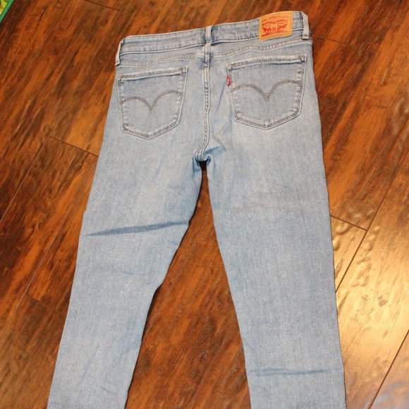 Levi Skinny Jeans Size 28 - Picture 3 of 7